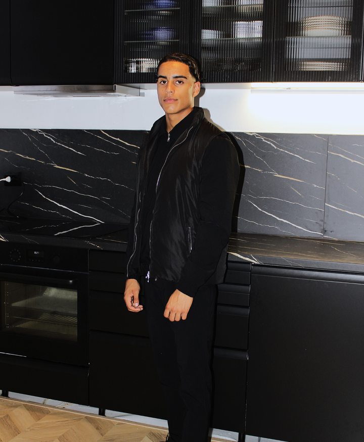 ONYX BLACK BODYWARMER