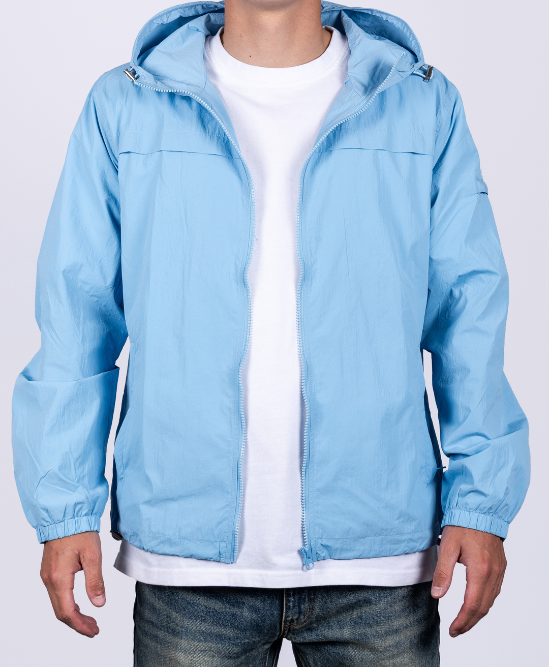 WINDBREAKER LIGHT BLUE
