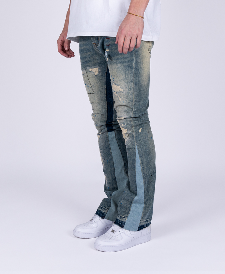 BLACK/GREY FLARED JEANS